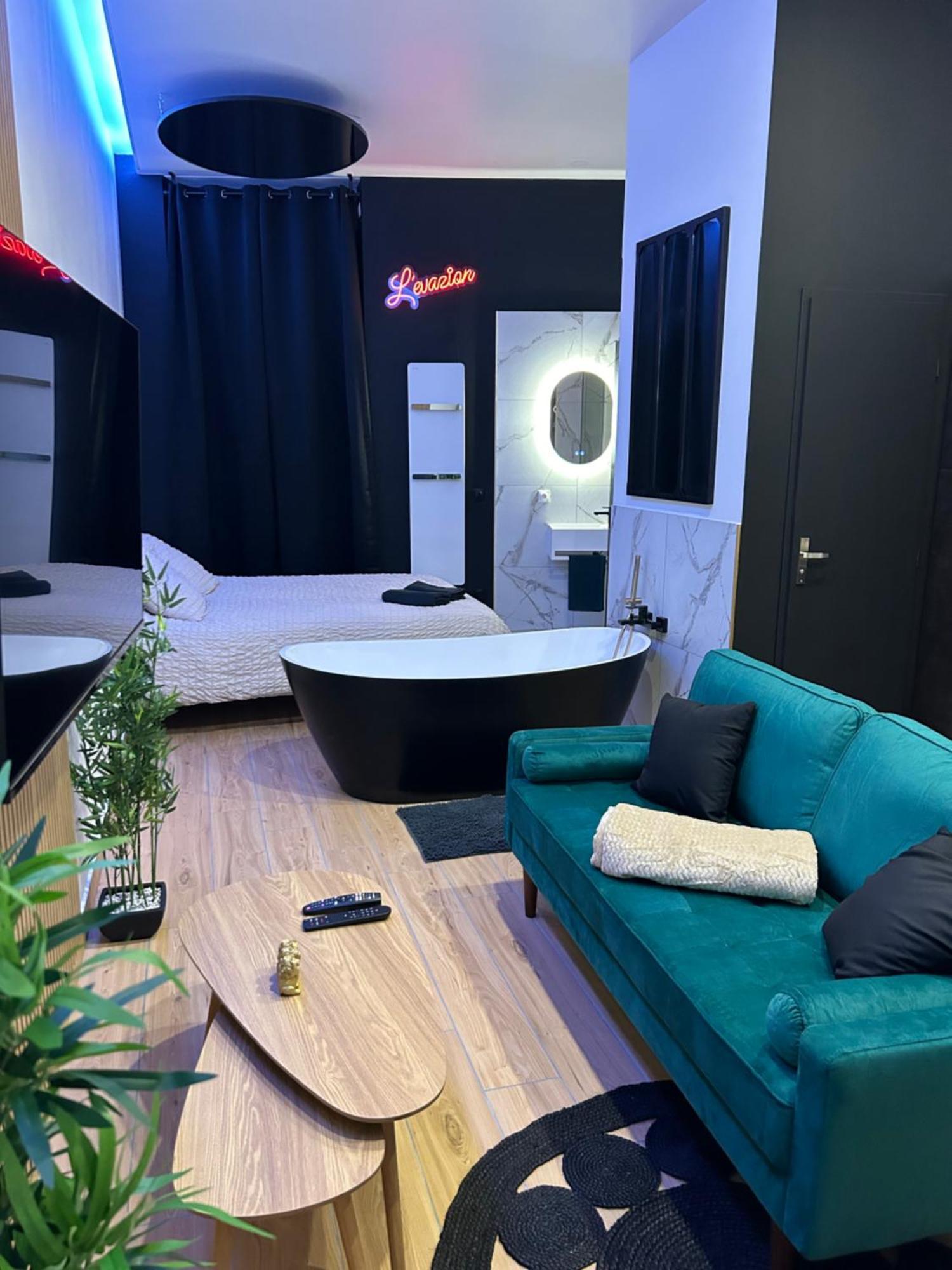 L Evazion Appartement Гренобъл Екстериор снимка